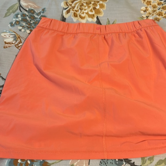 T by Talbots Skort with adjustable sides, size Large Petite - Picture 6 of 9